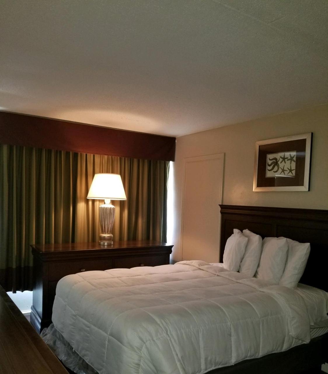 Ocean Waves Hotel Миртл-Бич Экстерьер фото
